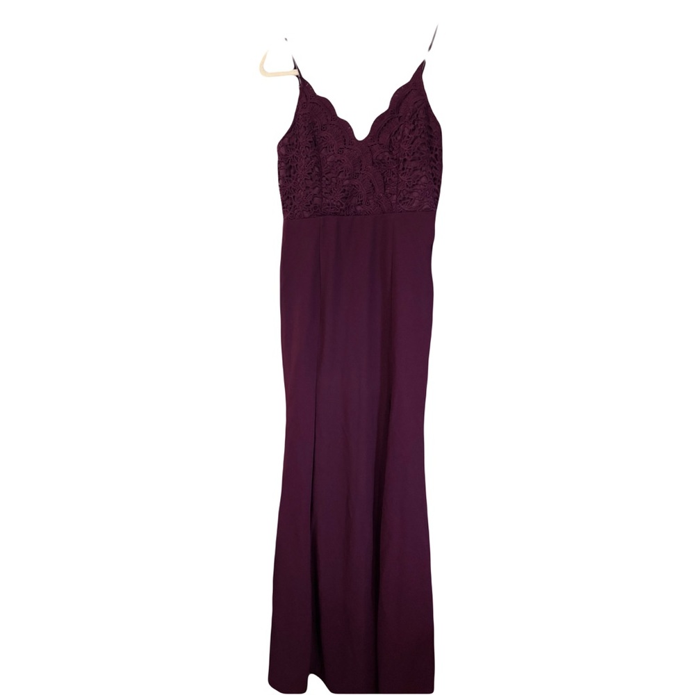 Lulu's Scallop Lace Bodice Maxi Slip Dress in Burgundy